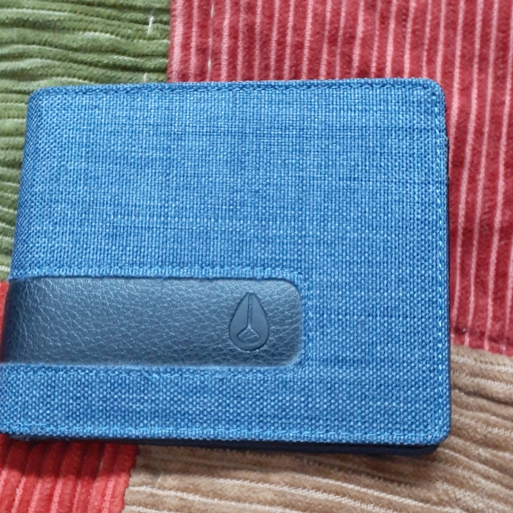 Nixon showout wallet